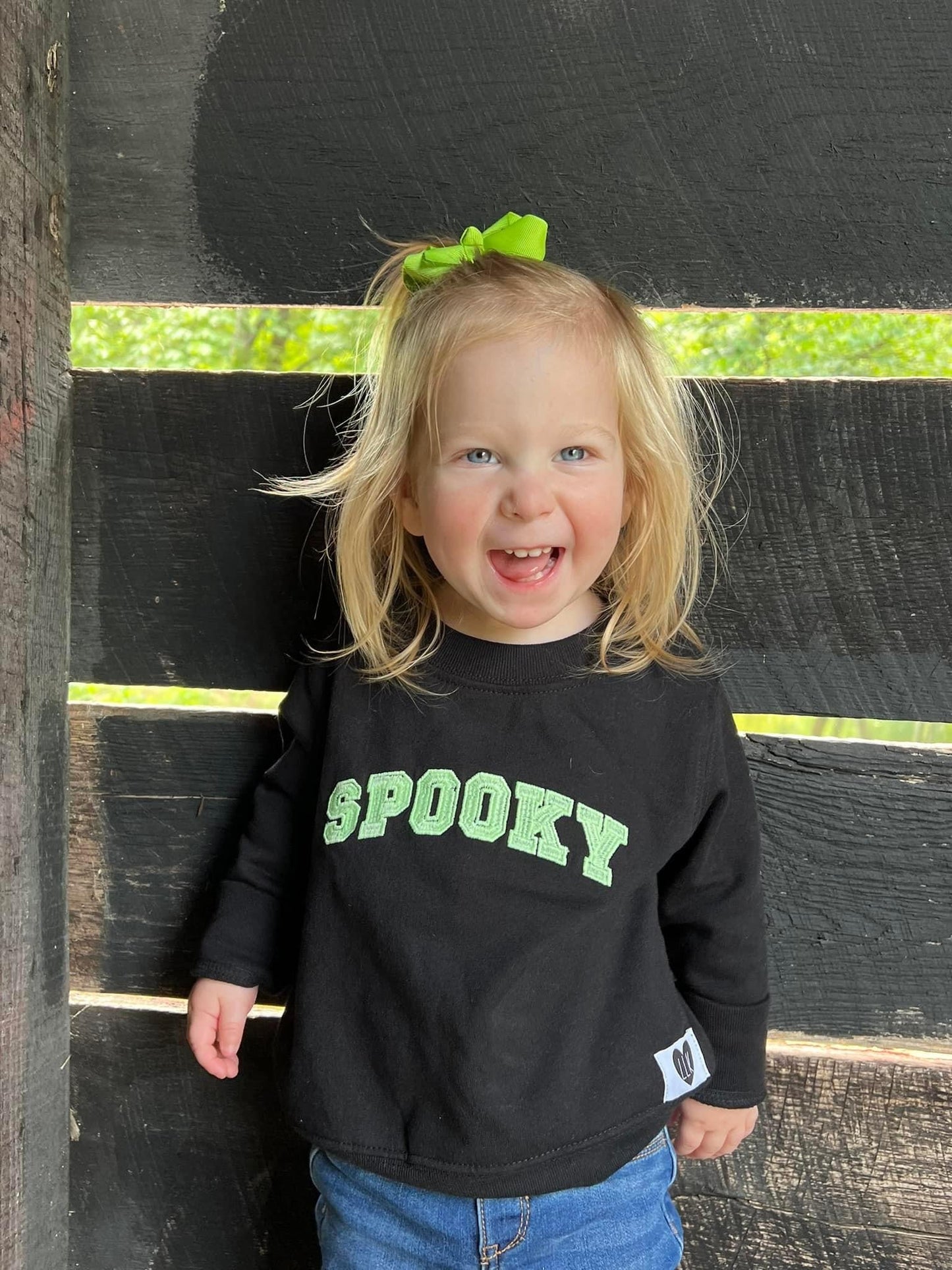 Spooky (glow in the dark)